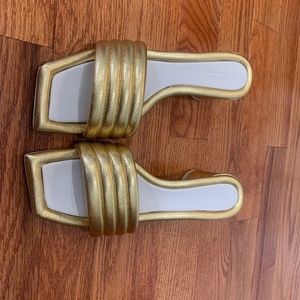 Mercedes Castillo Lucilla gold block heel, size 41